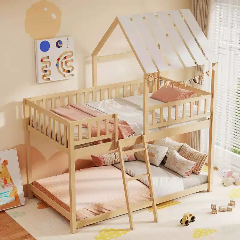 Lit superposé cabane jumeau sur jumeau avec toit, échelle et barrières de sécurité pleine longueur pour enfants Naturel/Blanc
